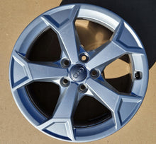 Laden Sie das Bild in den Galerie-Viewer, 1x Alufelge 17 Zoll 6.5" 5x112 38ET Glanz Silber 83A071497 Audi Rim Wheel FEL5406683897je