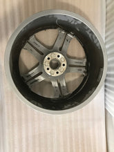 Load image into Gallery viewer, 1x Alufelge 20 Zoll 8.0" 5x112 80A601025N Audi Q7 Q5 Rim Wheel FEL9454623408hl