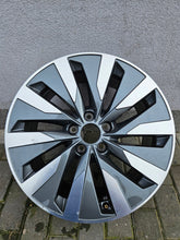 Laden Sie das Bild in den Galerie-Viewer, 1x Alufelge 18 Zoll 8.0" 5x112 39ET Glanz Grau 4K0601025 Audi A6 Mg Rim Wheel FEL9654708639we