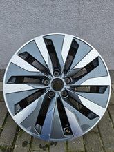 Load image into Gallery viewer, 1x Alufelge 18 Zoll 8.0&quot; 5x112 39ET Glanz Grau 4K0601025 Audi A6 Mg Rim Wheel