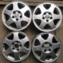 Laden Sie das Bild in den Galerie-Viewer, 4x Alufelge 15 Zoll 6.0" 5x110 43ET Glanz Silber Opel Rim Wheel FEL3527470220aj