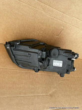 Laden Sie das Bild in den Galerie-Viewer, Frontscheinwerfer VW Caddy III 2K1941015B LED Links Scheinwerfer Headlight