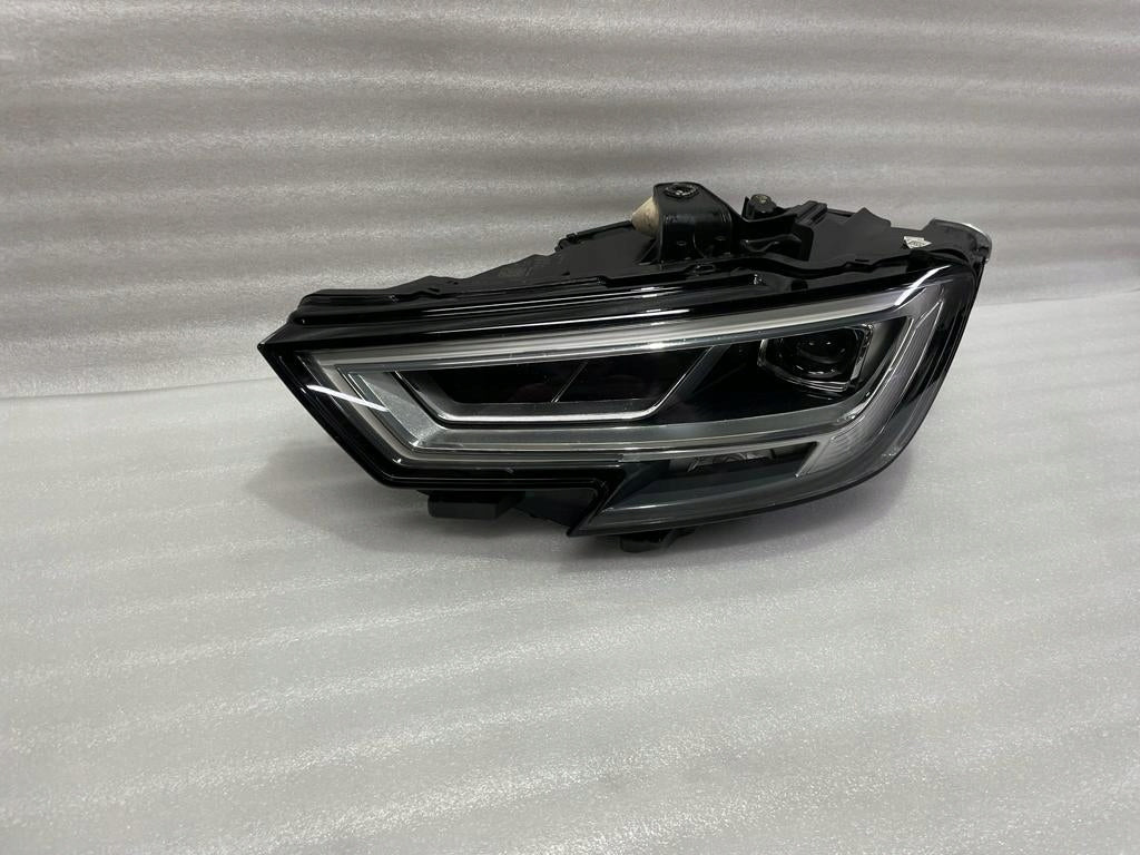 Frontscheinwerfer Audi A3 8V0941033C LED Ein Stück (Rechts oder Links) Headlight