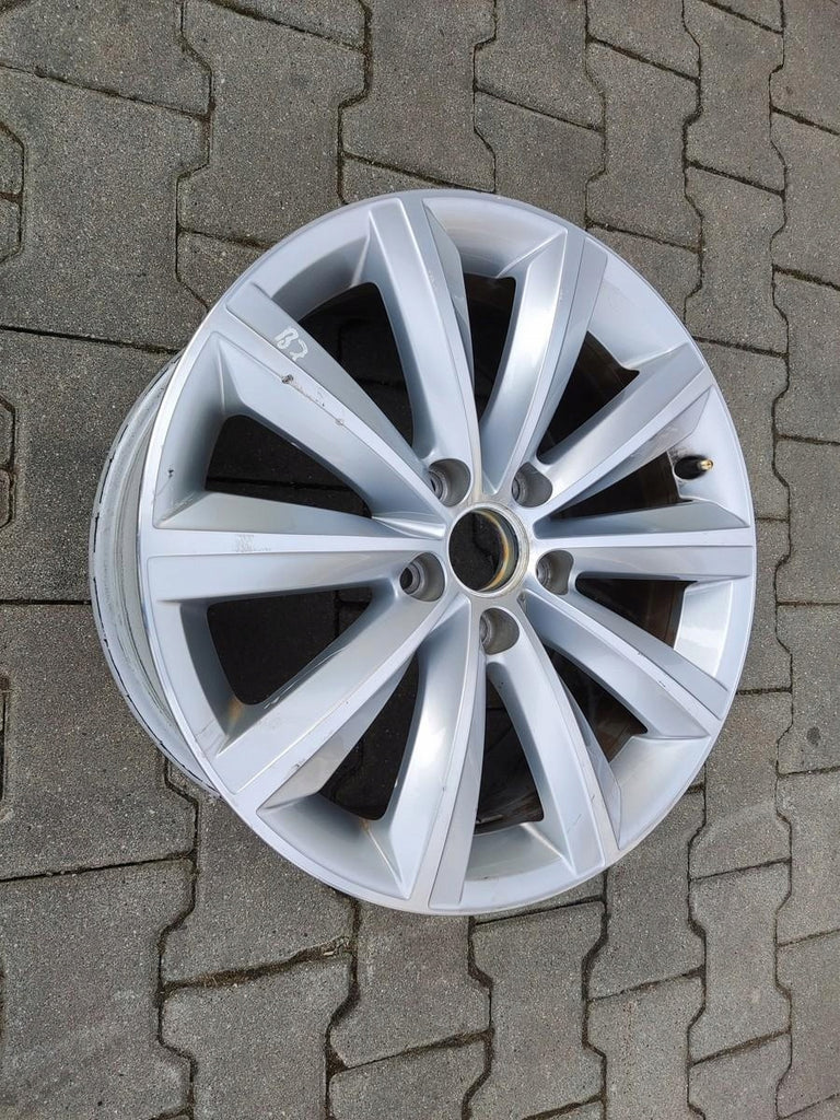 1x Alufelge 17 Zoll 7.5" 5x112 47ET 3AA601025F VW Passat B7 Rim Wheel FEL1476732019tb
