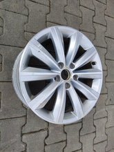 Load image into Gallery viewer, 1x Alufelge 17 Zoll 7.5" 5x112 47ET 3AA601025F VW Passat B7 Rim Wheel FEL1476732019tb