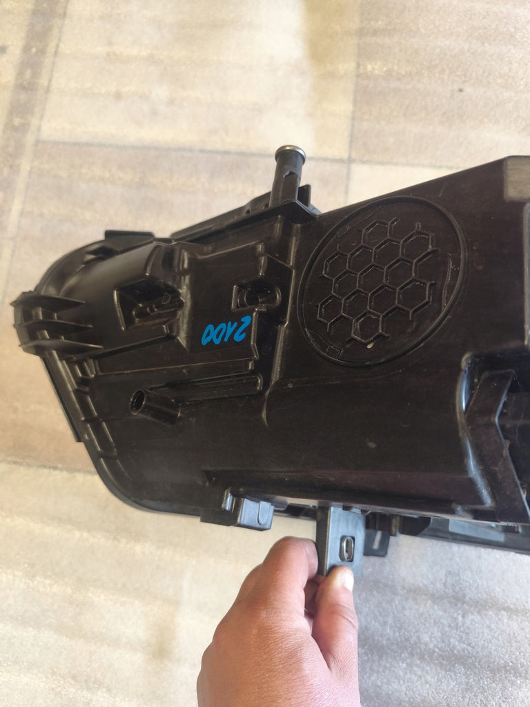 Frontscheinwerfer Mercedes-Benz Cla A1189060801 LED Rechts Headlight SCH2471184303hf
