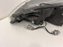 Laden Sie das Bild in den Galerie-Viewer, Frontscheinwerfer Toyota Yaris 811300DA50 Rechts Scheinwerfer Headlight SCH6664587121mt