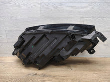 Laden Sie das Bild in den Galerie-Viewer, Frontscheinwerfer Skoda Octavia 5E4941016 Rechts Scheinwerfer Headlight SCH7256769070sq