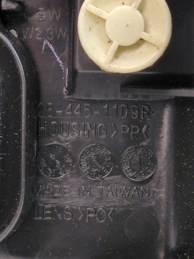 Frontscheinwerfer Seat 08-445-1109R LED Ein Satz Scheinwerfer Headlight