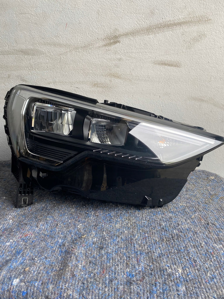 Frontscheinwerfer Audi Q3 83A941012 LED Rechts Scheinwerfer Headlight