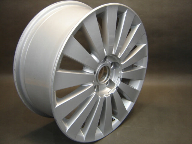 1x Alufelge 17 Zoll 7.5" 5x112 47ET Glanz Silber 3C0601025G VW Scirocco Passat FEL7158713252dz