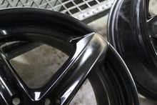 Laden Sie das Bild in den Galerie-Viewer, 4x Alufelge 17 Zoll 7.5" 5x112 40ET Glanz Schwarz KBA-47940-KBA Audi I Rim Wheel FEL2186515089vy