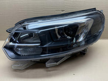 Laden Sie das Bild in den Galerie-Viewer, Frontscheinwerfer Opel Zafira Life 00218275-03 Links Scheinwerfer Headlight SCH8736731749ea
