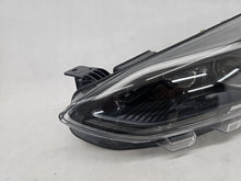 Laden Sie das Bild in den Galerie-Viewer, Frontscheinwerfer Ford Focus JX7B-13E017-CE Links Scheinwerfer Headlight