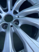 Laden Sie das Bild in den Galerie-Viewer, 1x Alufelge 17 Zoll 7.5" 5x112 30ET 6883517 BMW G30 G20 Rim Wheel FEL9896177829rh