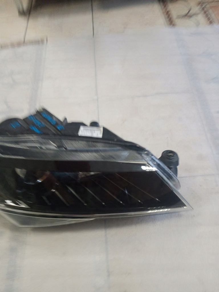 Frontscheinwerfer Skoda Superb III 3V1941016B Xenon Rechts Headlight