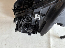 Laden Sie das Bild in den Galerie-Viewer, Frontscheinwerfer Seat Tarraco 5FJ941008 5FJ941007 LED Ein Satz Headlight