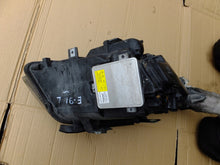 Laden Sie das Bild in den Galerie-Viewer, Frontscheinwerfer BMW E91 E90 6942743 Xenon Links Scheinwerfer Headlight SCH2583796666kv