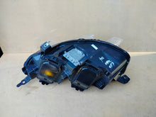 Laden Sie das Bild in den Galerie-Viewer, Frontscheinwerfer Opel Zafira 9832836480 Xenon Rechts Scheinwerfer Headlight