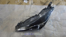Load image into Gallery viewer, Frontscheinwerfer Toyota Yaris Links Scheinwerfer Headlight SCH1624820320lf