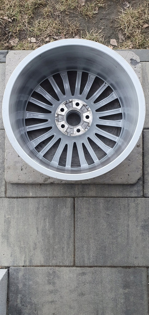 1x Alufelge 18 Zoll 8.0" 5x112 39ET Glanz Silber 4K0601025CC Audi A6 Allroad A4 FEL8118402276dg