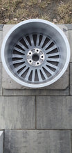 Load image into Gallery viewer, 1x Alufelge 18 Zoll 8.0" 5x112 39ET Glanz Silber 4K0601025CC Audi A6 Allroad A4 FEL8118402276dg