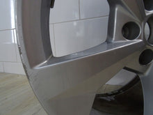 Laden Sie das Bild in den Galerie-Viewer, 1x Alufelge 18 Zoll 8.0" 5x112 Silber 8Y0601025J Audi A3 Rim Wheel FEL6514048159ow
