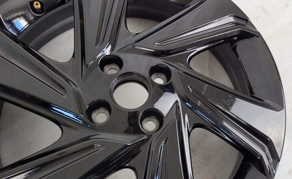 1x Alufelge 17 Zoll 5.0" 4x100 40ET PW457-0H015 Toyota Aygo Rim Wheel