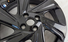 Laden Sie das Bild in den Galerie-Viewer, 1x Alufelge 17 Zoll 5.0&quot; 4x100 40ET PW457-0H015 Toyota Aygo Rim Wheel