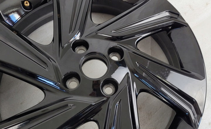 1x Alufelge 17 Zoll 5.0" 4x100 40ET PW4570H015 Toyota Yaris Rim Wheel FEL9355223408nn