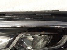 Laden Sie das Bild in den Galerie-Viewer, Frontscheinwerfer Mercedes-Benz W247 A2479063505 A2479063605 LED Ein Satz SCH8924078449ef