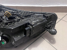 Load image into Gallery viewer, Frontscheinwerfer Skoda Superb III 3V1941016B Xenon Rechts Headlight