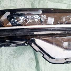 Frontscheinwerfer Skoda Karoq 57B941015B Links Scheinwerfer Headlight SCH2802385984yf
