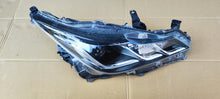 Laden Sie das Bild in den Galerie-Viewer, Frontscheinwerfer Toyota Corolla 85122000 LED Rechts Scheinwerfer Headlight SCH1224609739xj