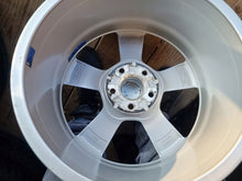 Load image into Gallery viewer, 4x Alufelge 18 Zoll 8.0" 5x112 39ET Glanz 4K0601025 Audi Rim Wheel FEL5204035170nu