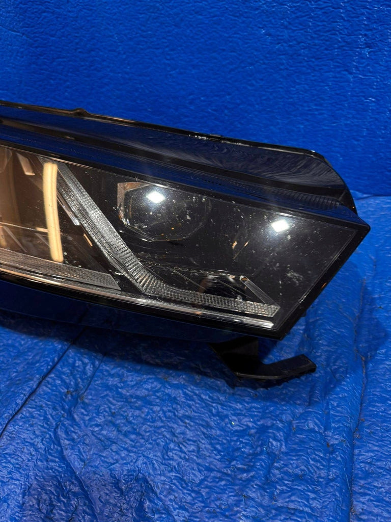 Frontscheinwerfer Skoda Octavia I 5E4941016A Rechts Scheinwerfer Headlight SCH6927074853uh
