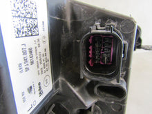 Load image into Gallery viewer, Frontscheinwerfer Seat Tarraco 5FJ941007J LED Ein Stück (Rechts oder Links)