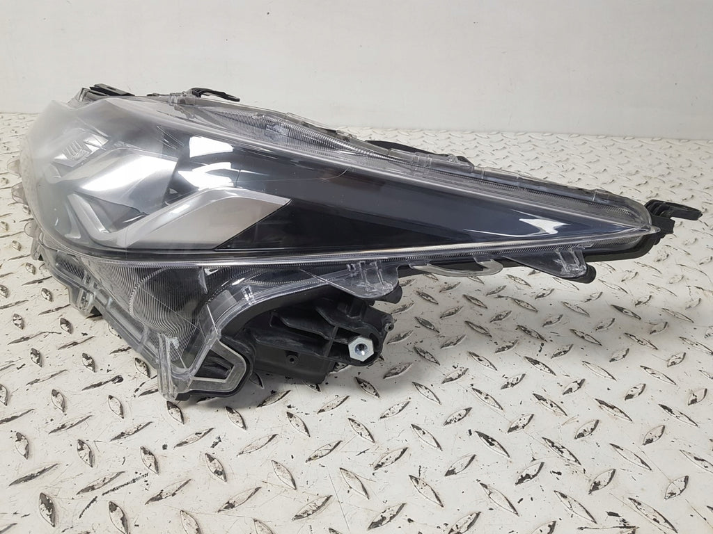 Frontscheinwerfer Toyota Corolla 81150-02T31 Ein Stück (Rechts oder Links) SCH8723019837gm
