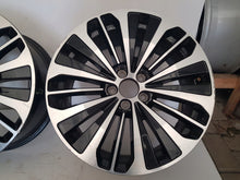 Load image into Gallery viewer, 1x Alufelge 18 Zoll 8.0" 5x108 42ET Glanz Schwarz 32209455 Volvo Xc90 Xc60