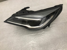 Load image into Gallery viewer, Frontscheinwerfer Opel Astra K 39158005 662588537 LED Links Headlight