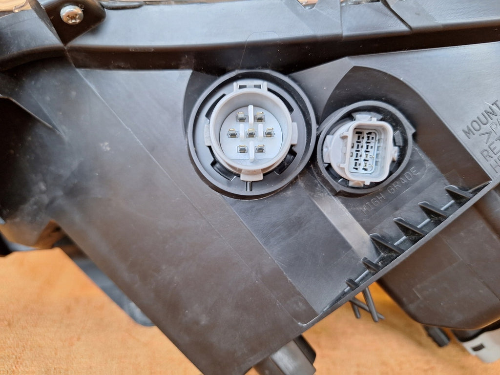 Frontscheinwerfer Mazda Cx5 KB8N51040K LED Ein Stück (Rechts oder Links)