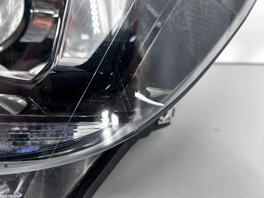 Frontscheinwerfer VW Crafter 7C1941005A Ein Stück (Rechts oder Links) Headlight SCH2867623030vy