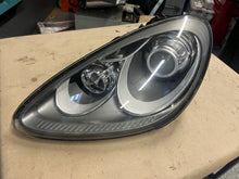 Laden Sie das Bild in den Galerie-Viewer, Frontscheinwerfer Porsche Cayenne 7P5941031CF Links Scheinwerfer Headlight SCH3738888742bq