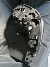 Laden Sie das Bild in den Galerie-Viewer, Frontscheinwerfer Ford Focus Links Scheinwerfer Headlight SCH4456357480bn