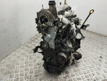 Laden Sie das Bild in den Galerie-Viewer, Motor Toyota Auris 1ND 1.4 2015 Diesel Engine Unkomplett MOT2187945583jo