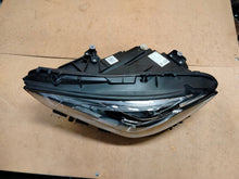 Laden Sie das Bild in den Galerie-Viewer, Frontscheinwerfer Mercedes-Benz Cla A1189066901 Links Scheinwerfer Headlight SCH3602938162hc