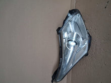 Laden Sie das Bild in den Galerie-Viewer, Frontscheinwerfer Toyota Avensis Rechts Scheinwerfer Headlight SCH7796278368jk