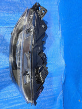 Load image into Gallery viewer, Frontscheinwerfer Honda Civic X I 100-18659 Rechts Scheinwerfer Headlight SCH5895054941rb
