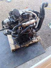 Load image into Gallery viewer, Motor VW T5 BRS 1.9 TDI 102PS 75kW 149TKm Diesel Engine Komplett