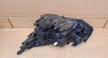 Laden Sie das Bild in den Galerie-Viewer, Frontscheinwerfer Toyota Yaris Cross LED Rechts Scheinwerfer Headlight SCH4857082803af